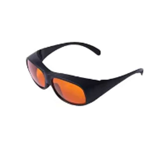 هل يمكن قياس مستوى أمان النظارات الواقية من الليزر عن طريق الشعور؟ 